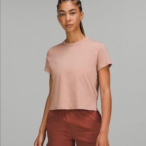 Lululemon on the move classic fit tee size 8 pink clay